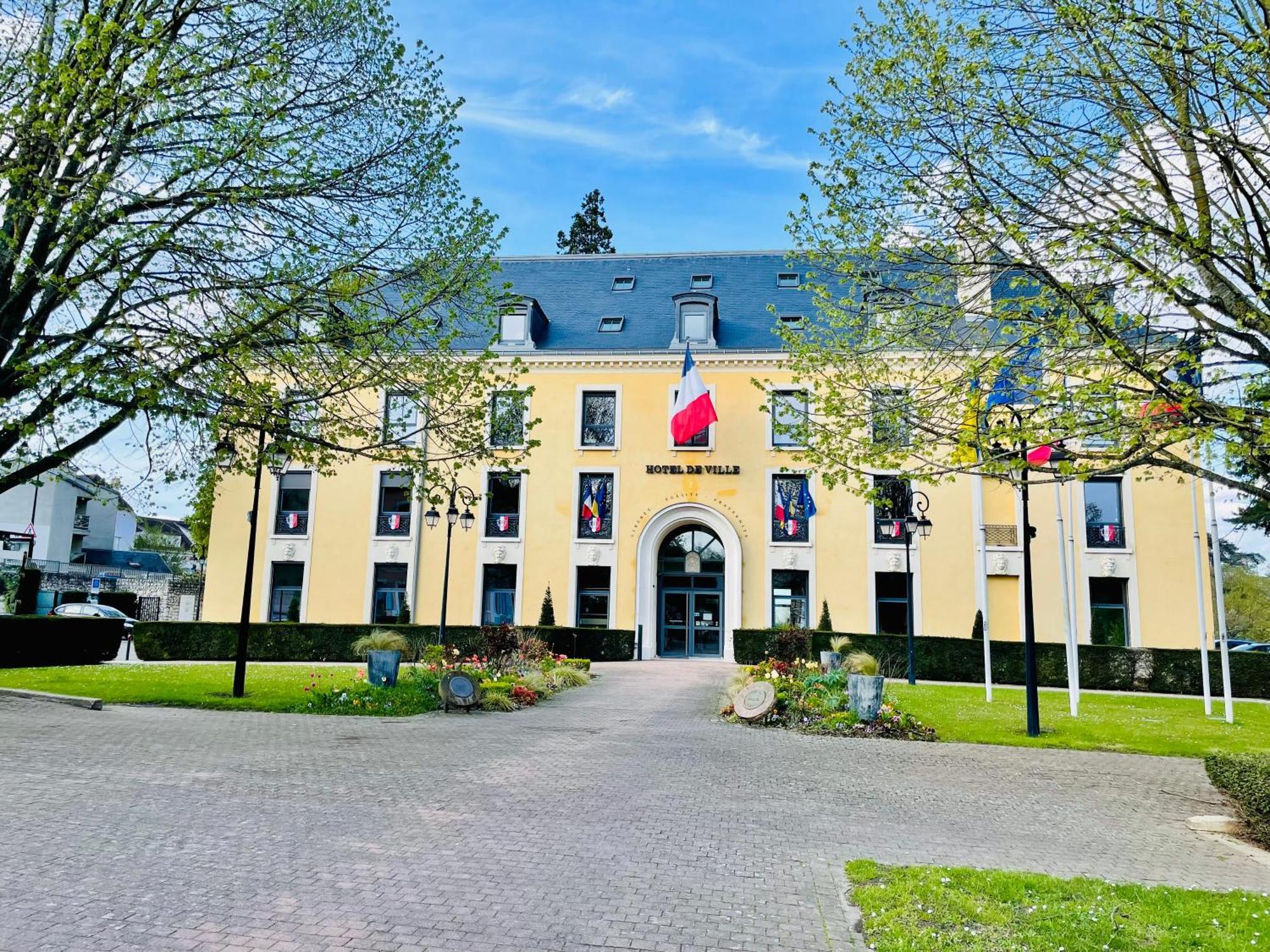 Studio Renove Et Tres Fonctionnel, Marly-Le-Roi Zewnętrze zdjęcie